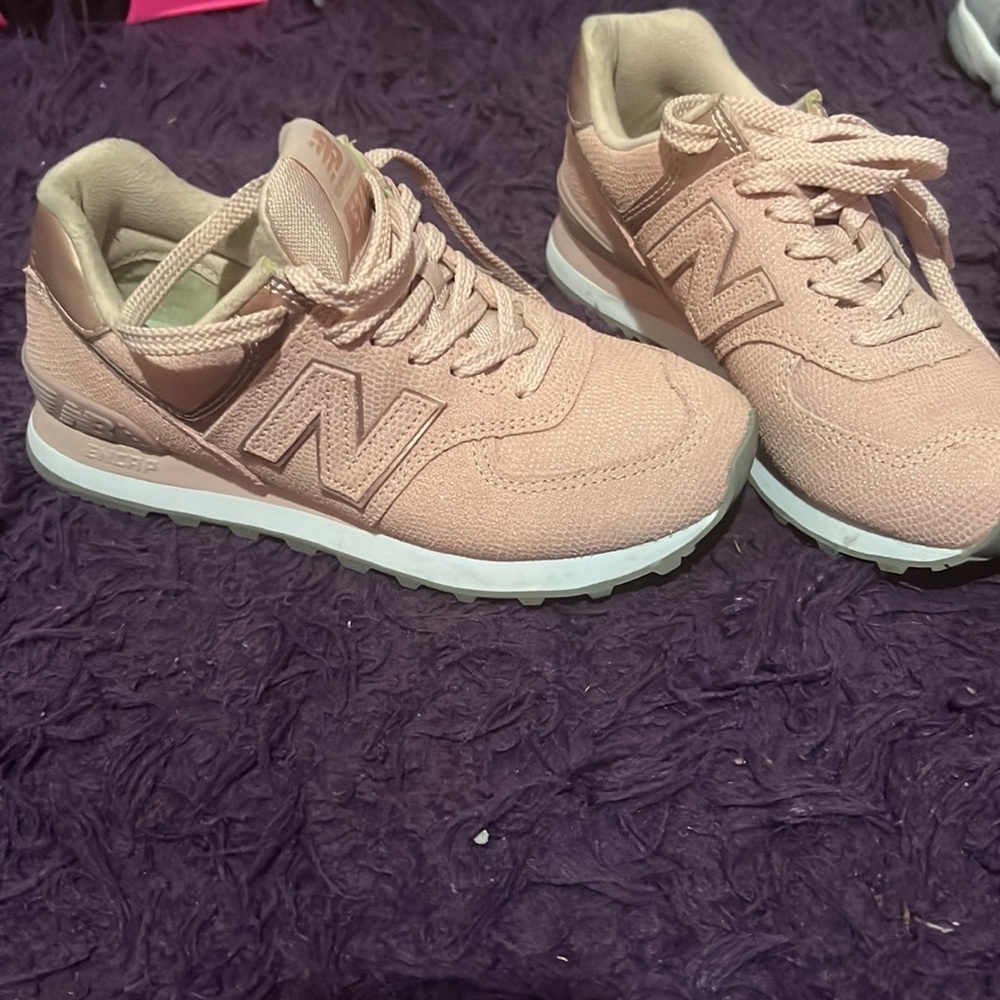 New Balance 574  .. shimmer effect ✨